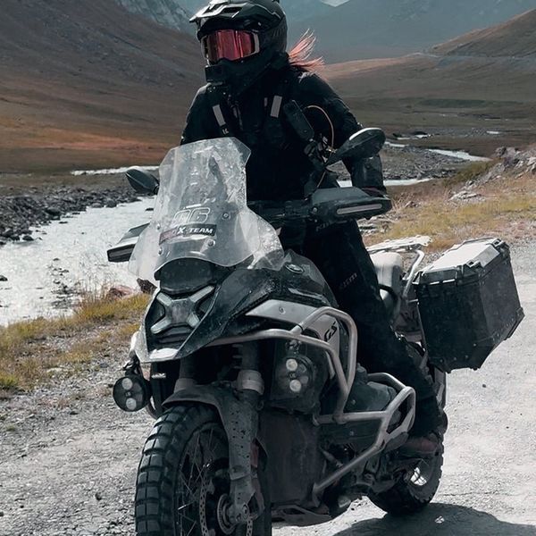 Захистні бокові дуги Loboo для BMWR1300GS чорний CHG131SXBK фото