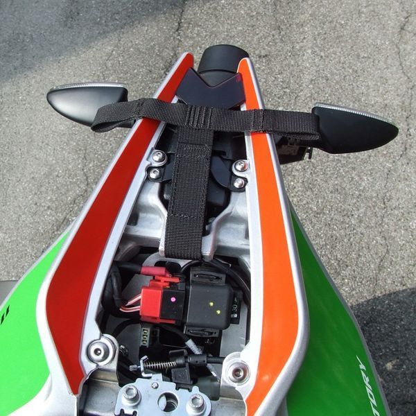 Крепление Kriega US-Drypack Fit Kit - Aprilia Tuono Factory 761563 фото