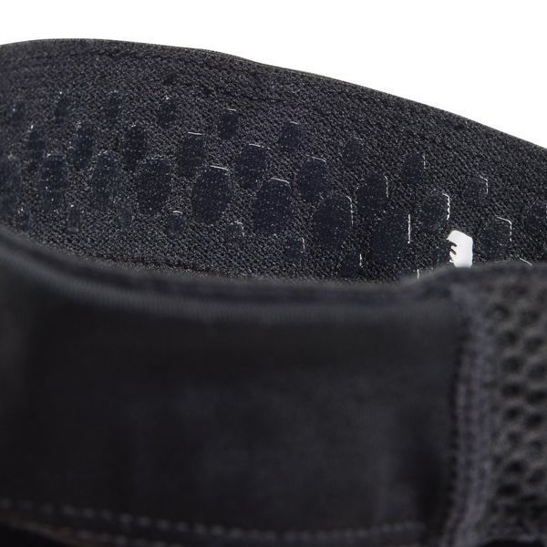 Детские наколенники FOX ENDURO Youth Knee Guard - D3O&reg; [Black], One Size 30837-001-OS фото